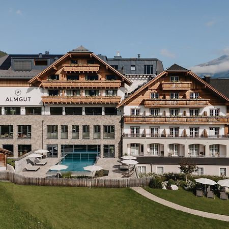 Almgut - Mountain Wellness Hotel ザンクト・マルガレーテン・イム・ルンガウ エクステリア 写真