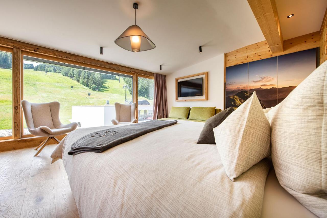 Almgut - Mountain Wellness Hotel ザンクト・マルガレーテン・イム・ルンガウ エクステリア 写真