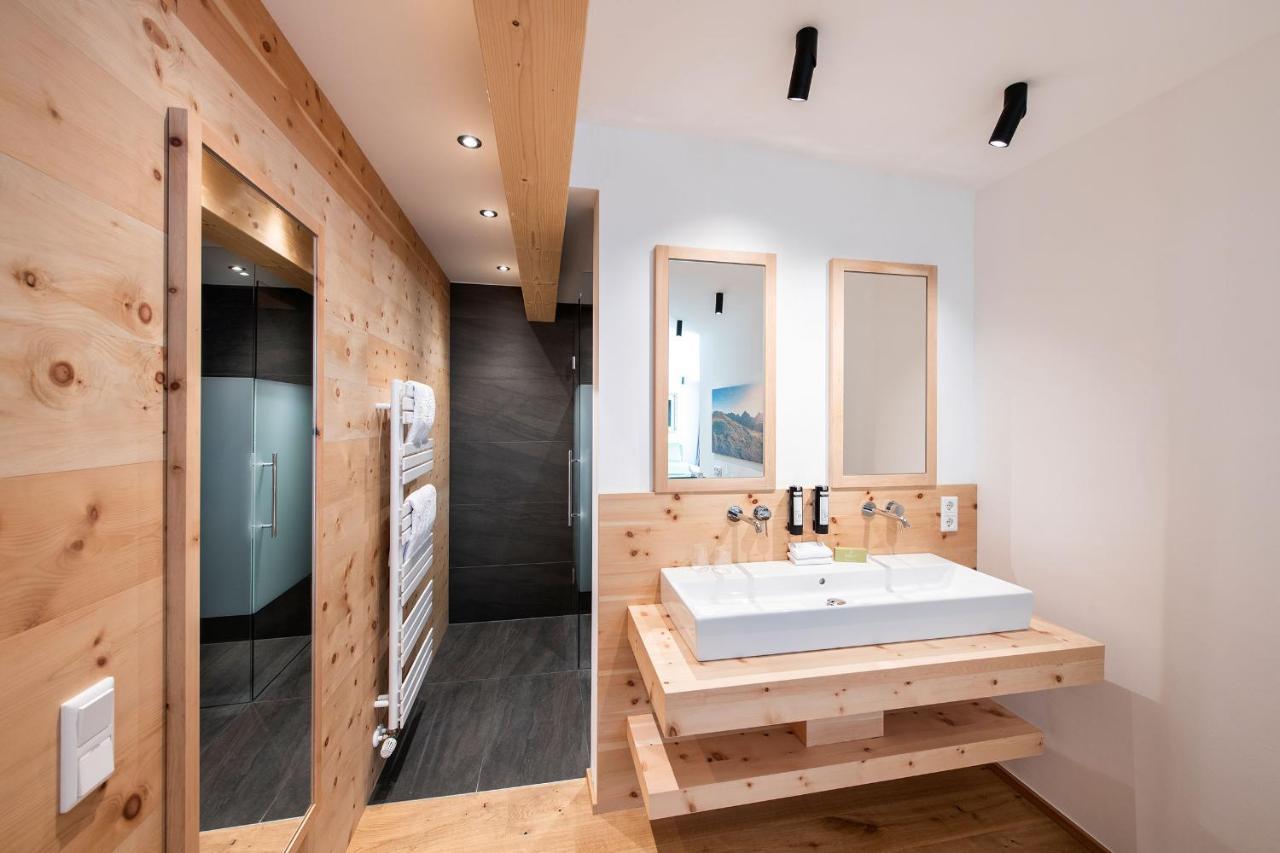 Almgut - Mountain Wellness Hotel ザンクト・マルガレーテン・イム・ルンガウ エクステリア 写真