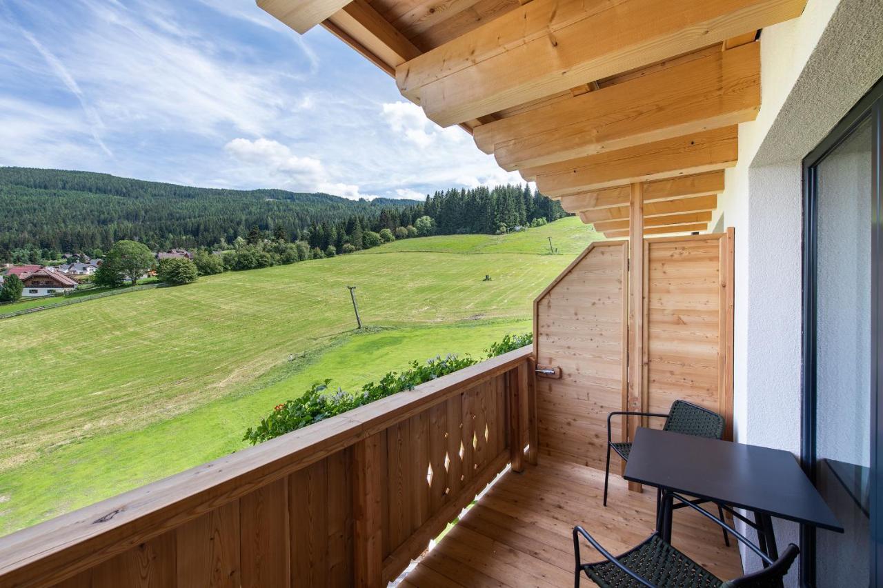 Almgut - Mountain Wellness Hotel ザンクト・マルガレーテン・イム・ルンガウ エクステリア 写真