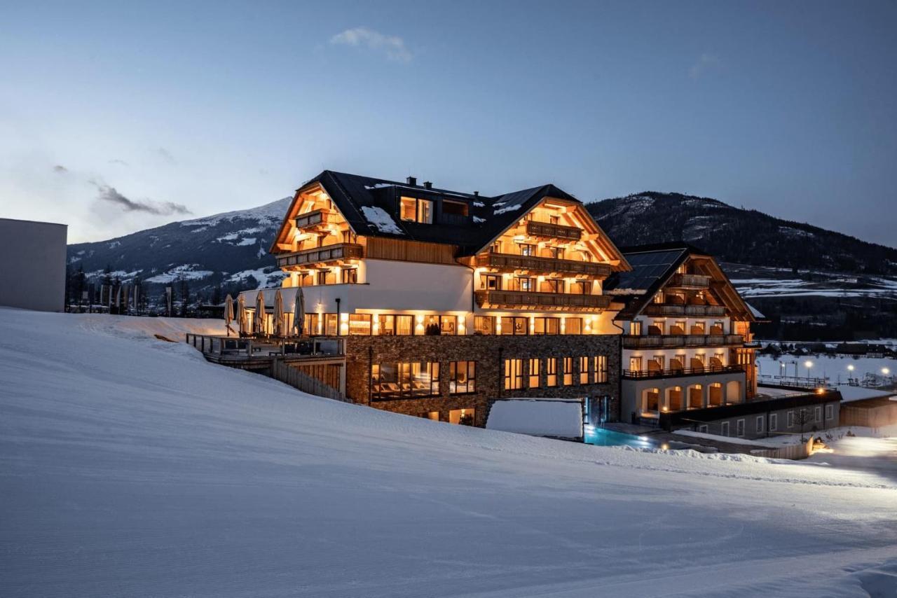 Almgut - Mountain Wellness Hotel ザンクト・マルガレーテン・イム・ルンガウ エクステリア 写真
