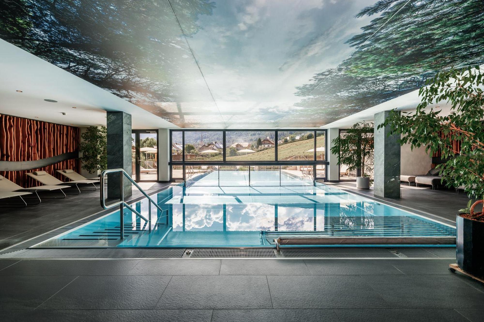 Almgut - Mountain Wellness Hotel ザンクト・マルガレーテン・イム・ルンガウ エクステリア 写真