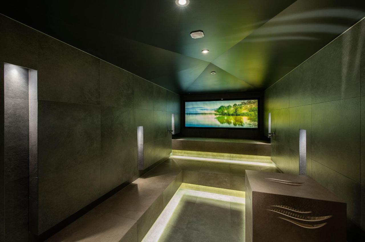 Almgut - Mountain Wellness Hotel ザンクト・マルガレーテン・イム・ルンガウ エクステリア 写真